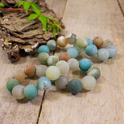 Armband aus kleinen Achatgeoden Grün