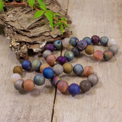 Bracelet from small agate geodes Metallic