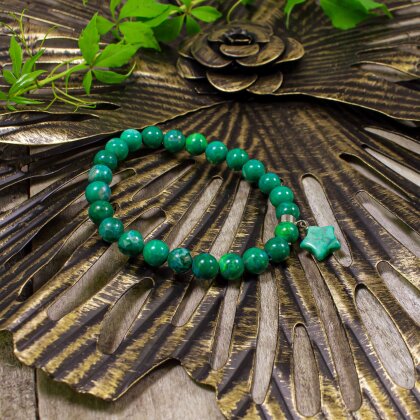 Magnesite Green Bead Bracelet with Star