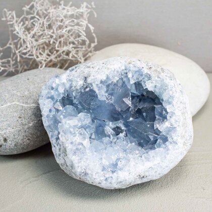Coelestine natural stone druse no. 002