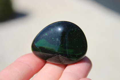 Emerald Smaragd Andara Crystal Dark Green 24,60 g 