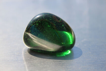 Emerald Smaragd Andara Crystal Dark Green 24,60 g 