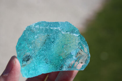 Sea Foam Healing Andara Crystal glass turquoise with bubbles 116 gr